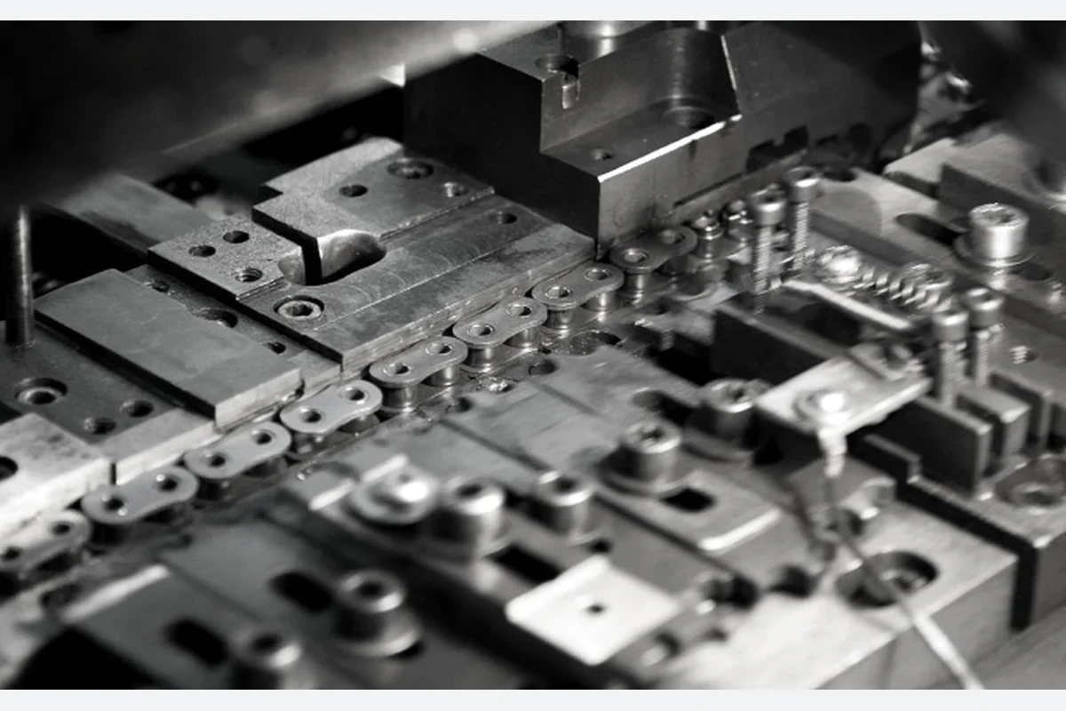 chain automated assembly process